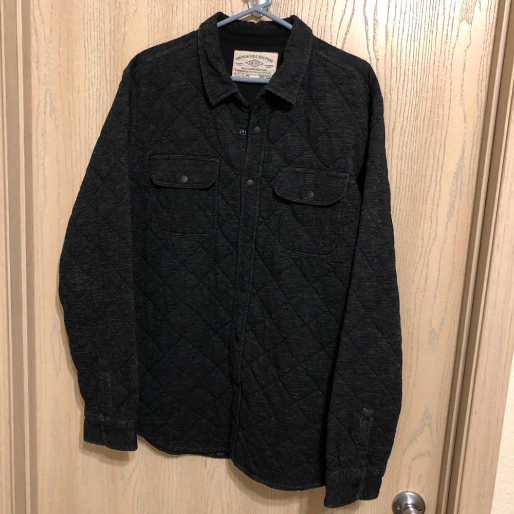 AEO Men's Vintage Quilted Fleece Jacket-Bold Black